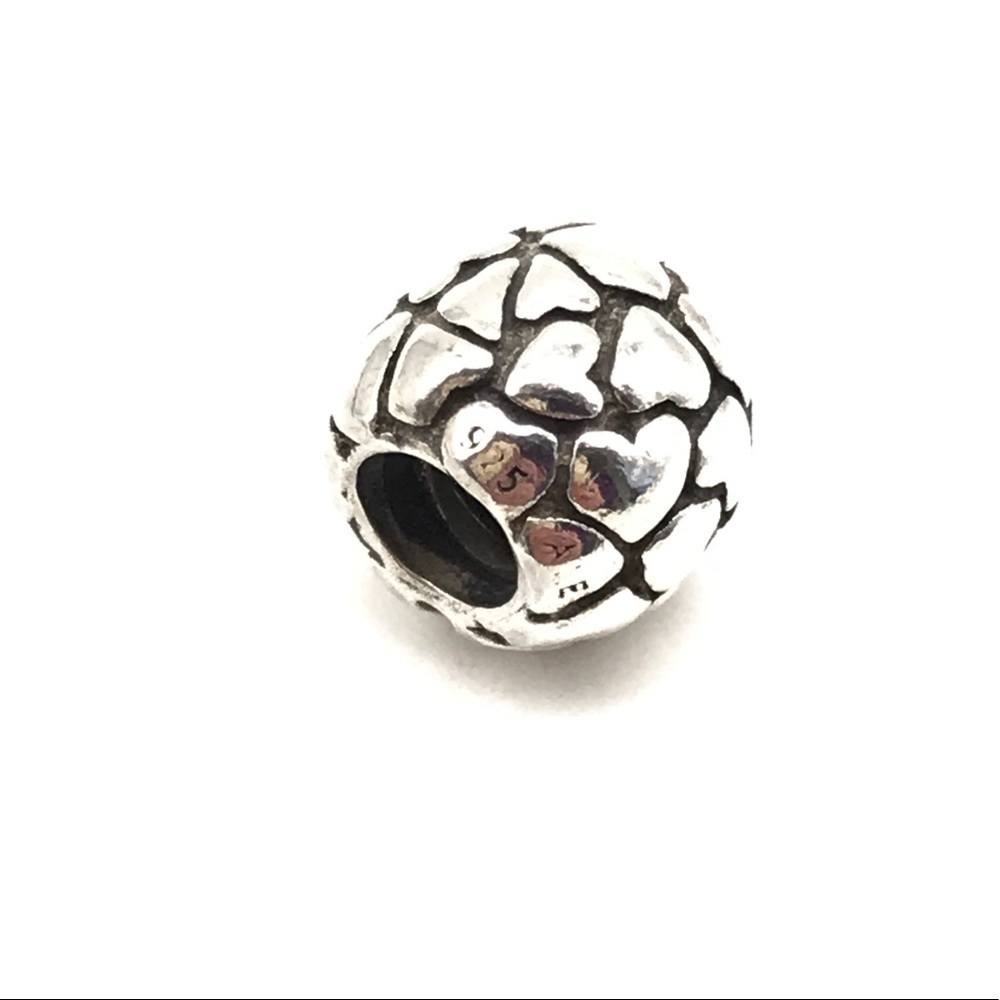 Pandora Hearts Cut Out Bead Charm - Picture 3 of 4